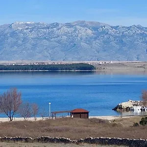 Apartament Fran, Vir